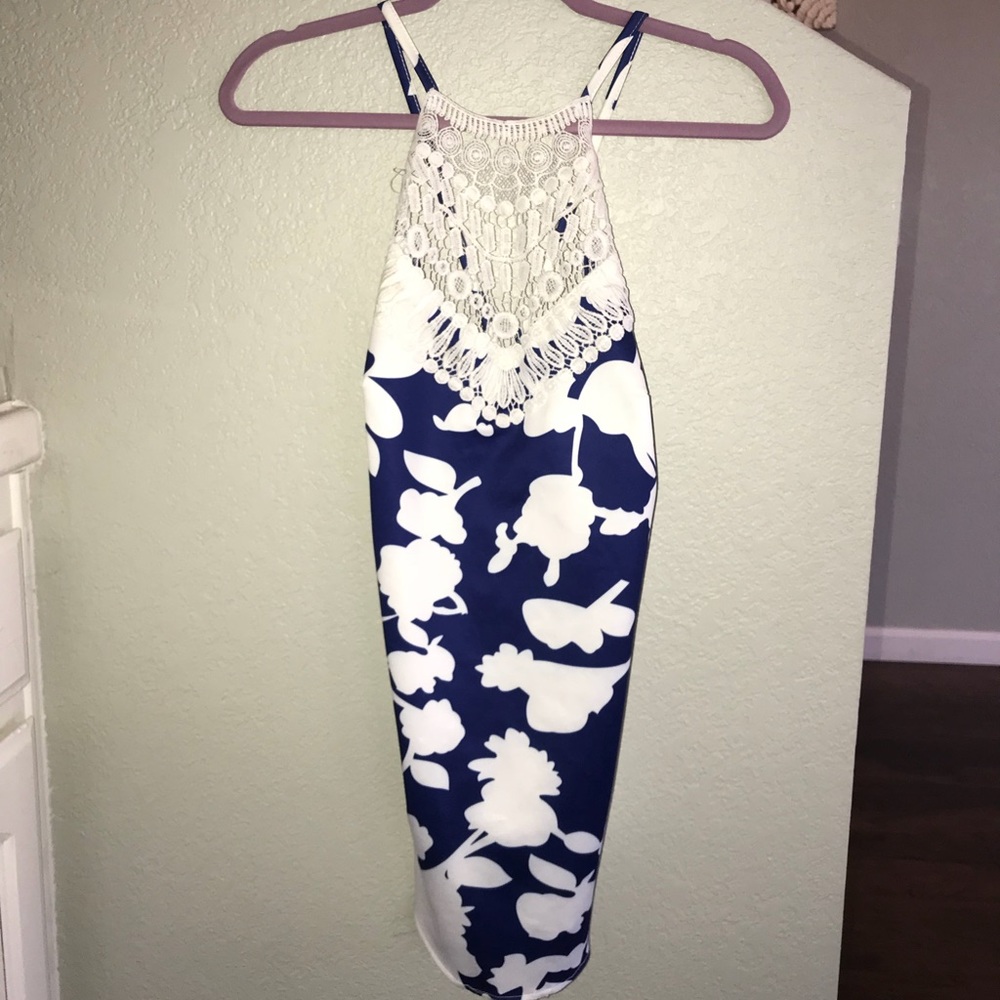 Mini dress